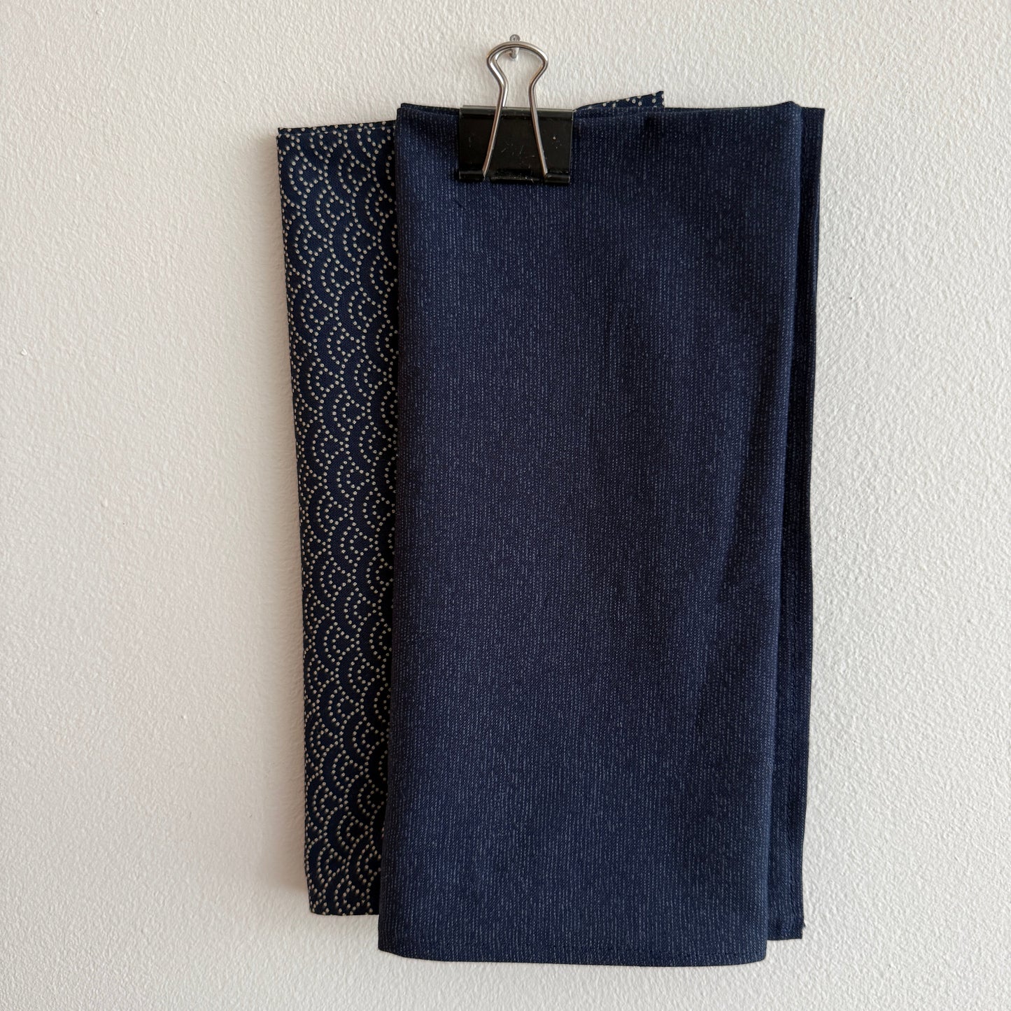 Indigo blue pinstripe cloth wrap